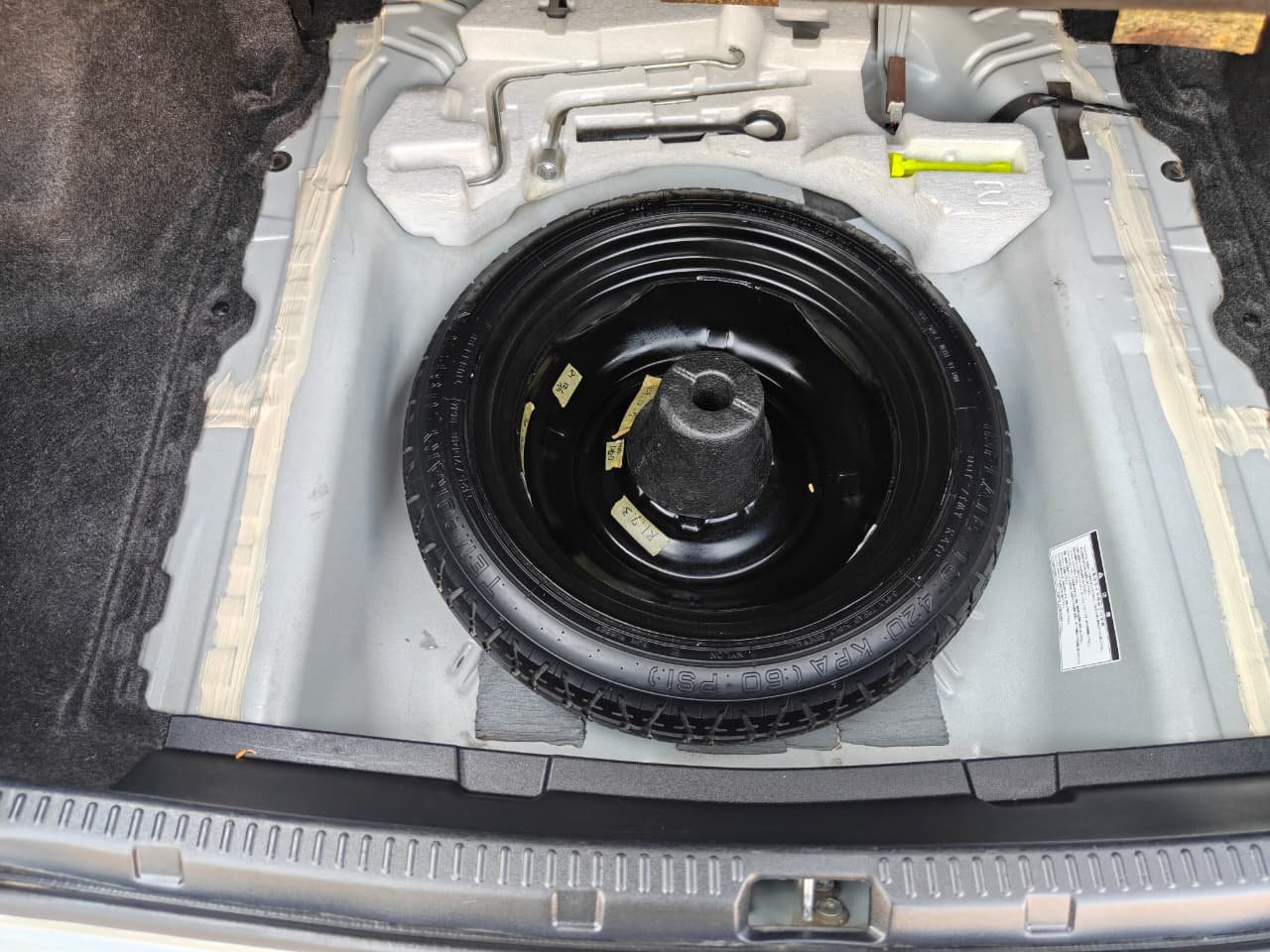 Car Image 10